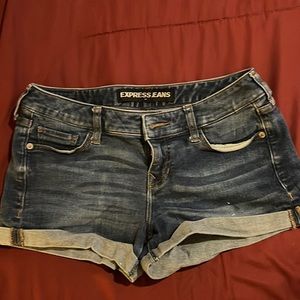 Express short size 2